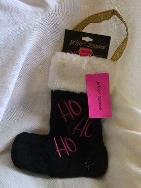 Betsey Johnson Black, White & Pink 'HO HO HO' Wine Tote Stocking